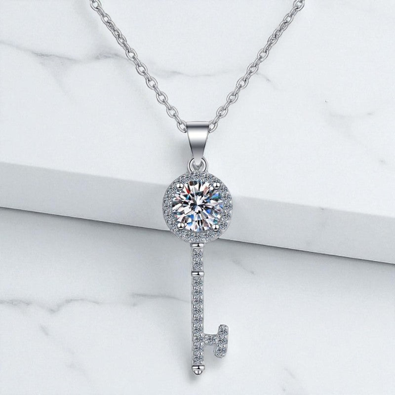 S925 Moissanite Schlüssel-Anhänger – Funkelnde Halskette für Frauen - STILEDEL