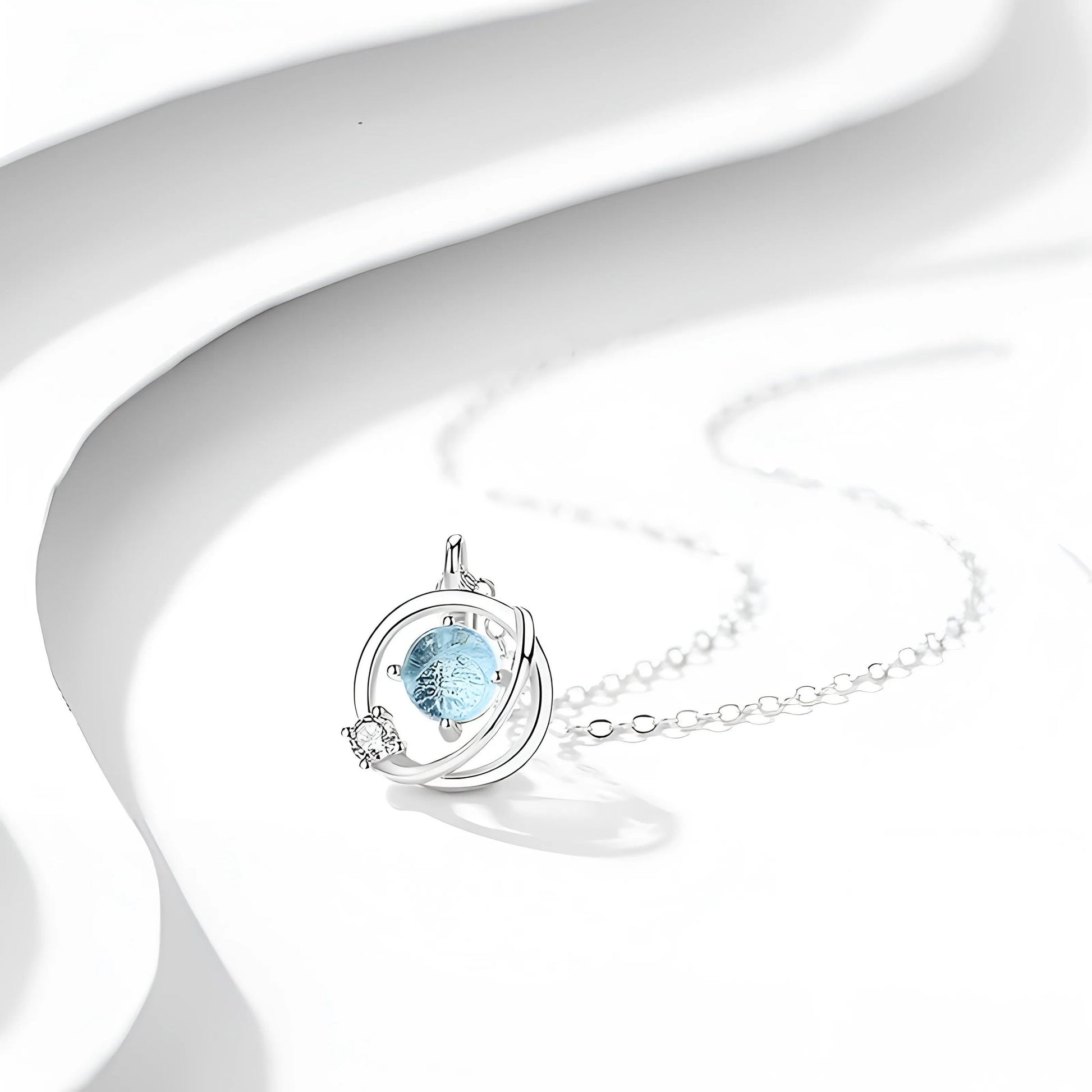 Universums – Eleganz in 925er Silber -Planet Erde Halskette - STILEDEL