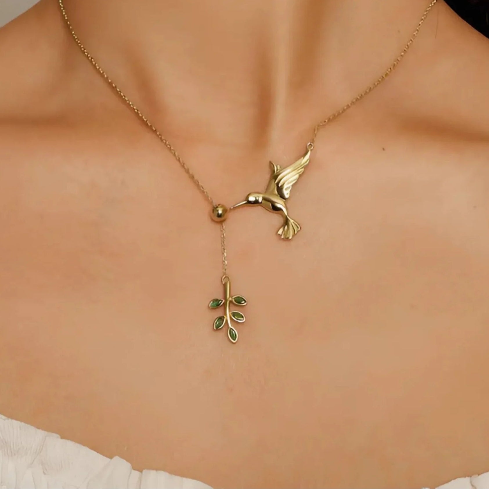 Elegante Frühlingsbaum-Halskette mit Vogelanhänger – Zeitlose Schönheit in 925er Sterlingsilber - STILEDEL